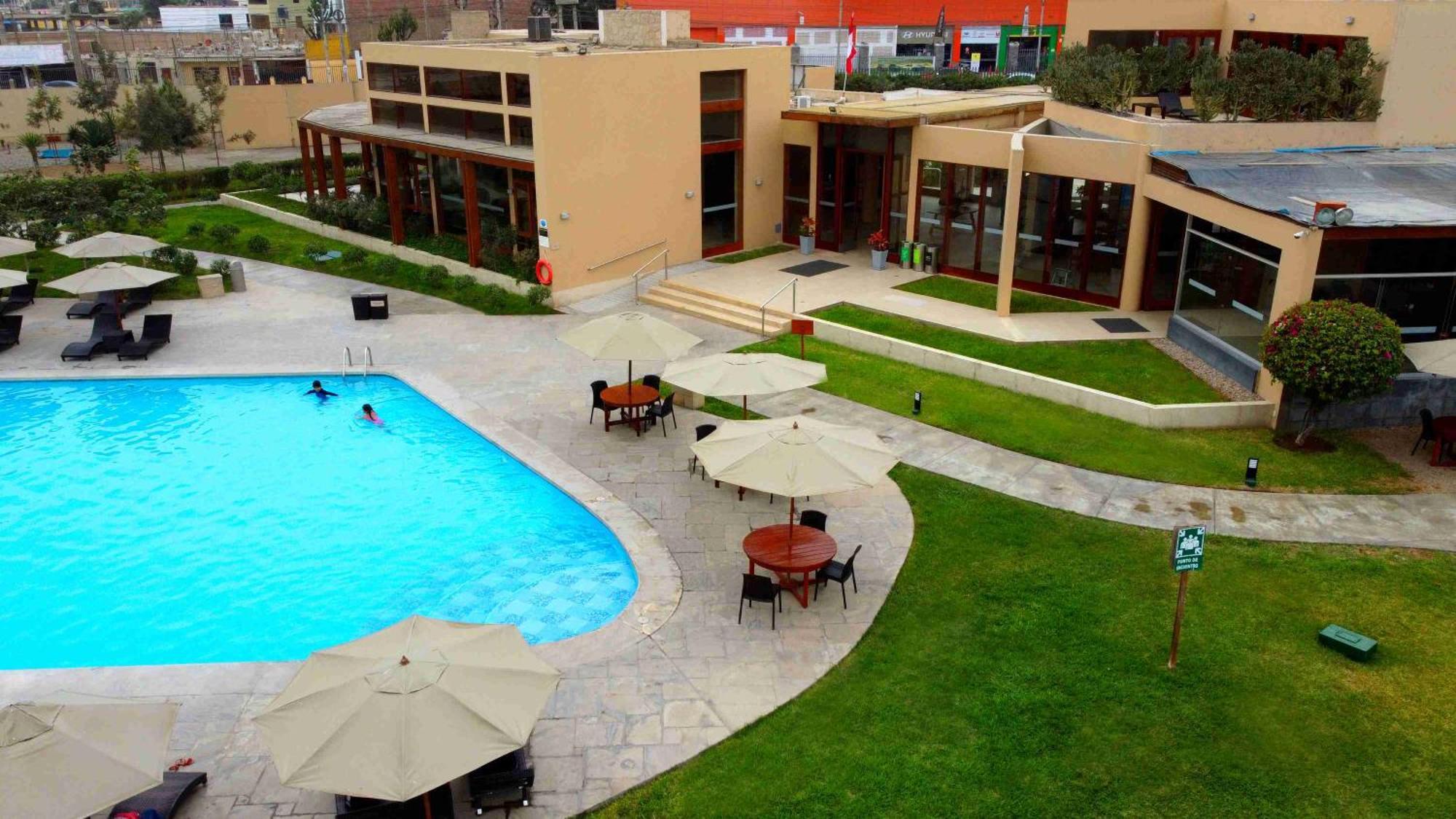 Hotel Casa Andina Standard Chincha Chincha Alta Exterior foto